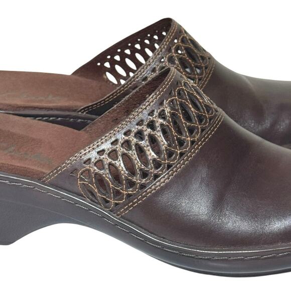 Clarks Women’s Brigit Brown Leather Mules Clogs Slip On Cutout Detail Size 8.5 M - Picture 2 of 12